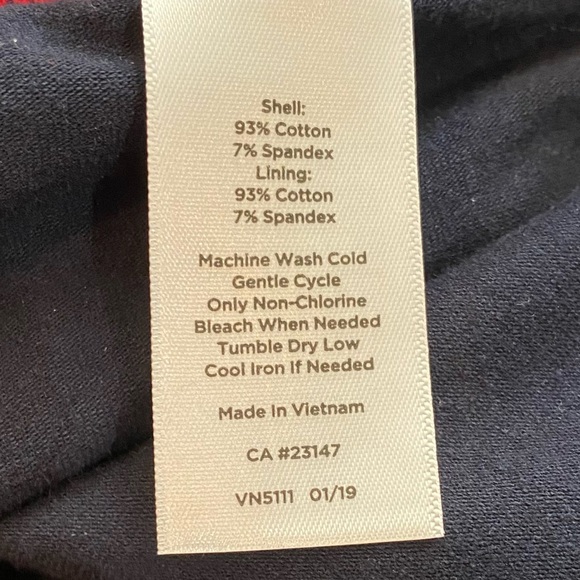 Talbot's Hello Saturday Pull On Red/White/Blue Print Skort - Size Medium - Picture 6 of 7